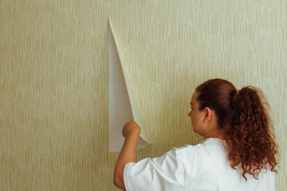 appliquer un papier peint intissé sans effort et avec succès